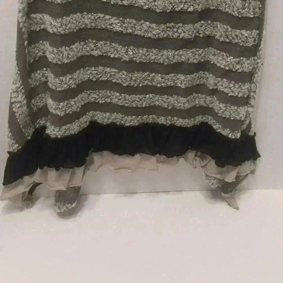 Mystree Textured Tunic Top Size L  Gray/ Black Tones - Picture 6 of 6